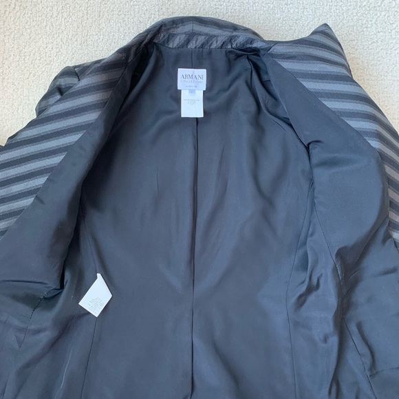 Armani Collezioni Blazer - Picture 4 of 9